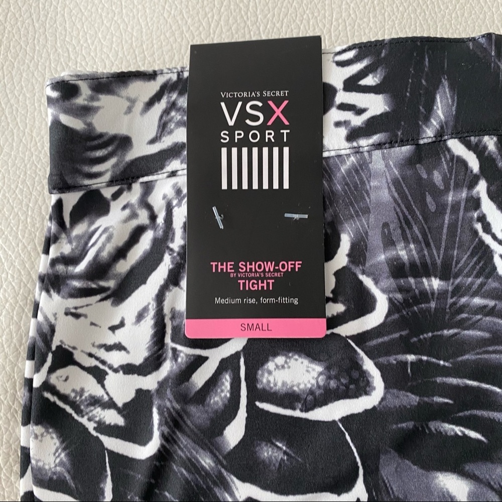 Victoria's Secret Show Off Leggings NWT size S - Picture 4 of 5